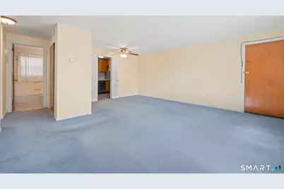 1250 Farmington Avenue #APT C, Farmington, CT 06032 - Photo 3