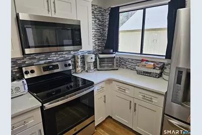 24 Fox Run #24, Woodbury, CT 06798 - Photo 5