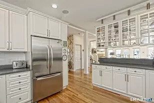 84 Hillside Ave, Milford, CT 06460 - Photo 5