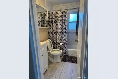 38 Greenhurst Lane, East Hartford, CT 06118 - Photo 5