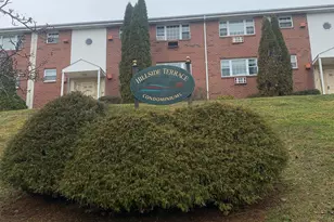 93 Sigwin Dr, Wallingford, CT 06492 - Photo 1