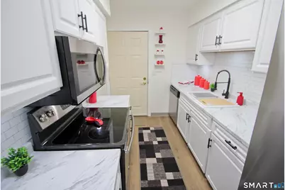 1 Concorde Way #B3, Windsor Locks, CT 06096 - Photo 11