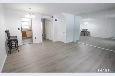 1 Camelot Drive #APT 2, Bloomfield, CT 06002 - Photo 7