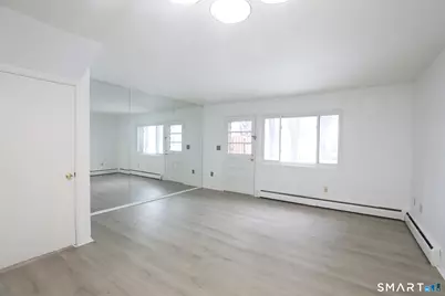 1 Camelot Drive #APT 2, Bloomfield, CT 06002 - Photo 9