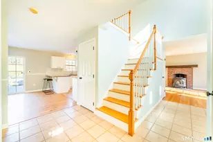 140 N Frontage Rd, Killingly, CT 06239 - Photo 17