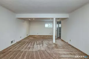 132 Bison Ln, Stratford, CT 06614 - Photo 35