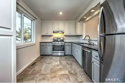 132 Bison Lane #B, Stratford, CT 06614 - Photo 13