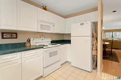 2435 Bedford Street #3A, Stamford, CT 06905 - Photo 11