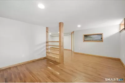 8 Manor Road, Montville, CT 06370 - Photo 15