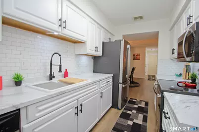 1 Concorde Way #B3, Windsor Locks, CT 06096 - Photo 11