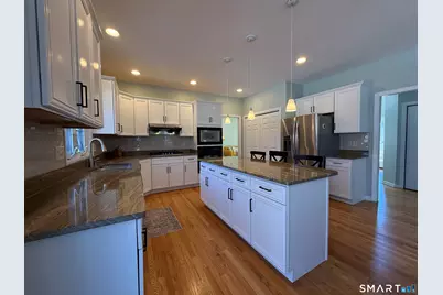 36 Country Lane, Bethany, CT 06524 - Photo 9