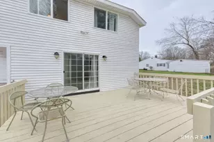 40 Cottage Grove Cir, Bloomfield, CT 06002 - Photo 15