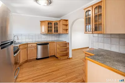 135 Courtland Avenue #APT 13, Stamford, CT 06902 - Photo 3