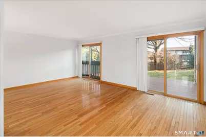 135 Courtland Avenue #APT 13, Stamford, CT 06902 - Photo 9