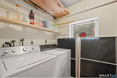 16 Crosswinds Lane, Waterbury, CT 06705 - Photo 7