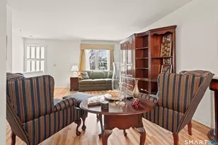 16 Crosswinds Ln, Waterbury, CT 06705 - Photo 9