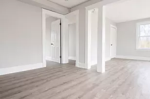 30 Cottage St, Bristol, CT 06010 - Photo 9