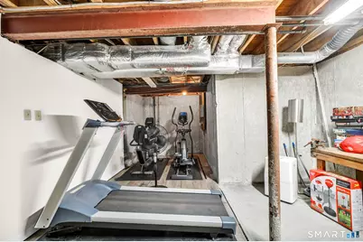 8 Ironwood Road, West Hartford, CT 06117 - Photo 29