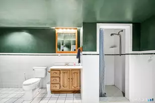 8 Ironwood Rd, West Hartford, CT 06117 - Photo 27