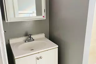 1428 Dixwell Ave, Hamden, CT 06514 - Photo 15