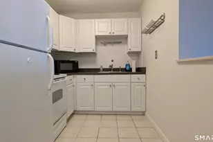 100 York St, New Haven, CT 06511 - Photo 5