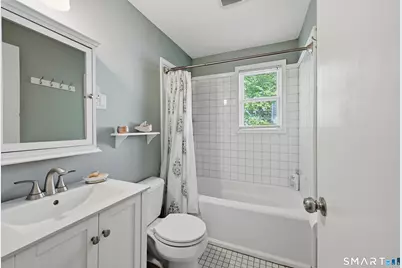 4 Hillside Road, Danbury, CT 06811 - Photo 27