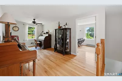 4 Hillside Road, Danbury, CT 06811 - Photo 13