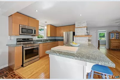 4 Hillside Road, Danbury, CT 06811 - Photo 17