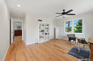 4 Hillside Rd, Danbury, CT 06811 - Photo 33