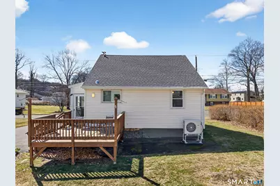 24 Grove Avenue, Wolcott, CT 06716 - Photo 33