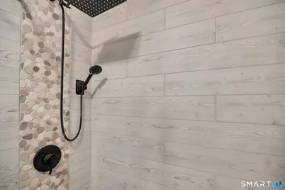 21 Hawthorn Court #21, Cromwell, CT 06416 - Photo 23