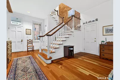 18 Fair Street #APT 5, Guilford, CT 06437 - Photo 7