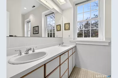 18 Fair Street #APT 5, Guilford, CT 06437 - Photo 25