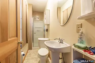 77 Atwater St, West Haven, CT 06516 - Photo 17