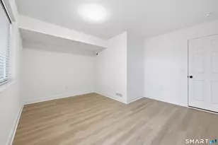 33 Main St, Meriden, CT 06451 - Photo 21