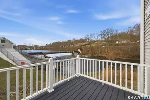 33 Main St, Meriden, CT 06451 - Photo 25