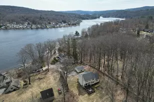 121 W Wakefield Blvd, Winchester, CT 06098 - Photo 33