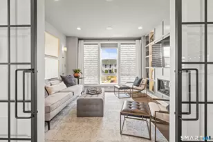 1 Brentwood Cir, Danbury, CT 06810 - Photo 9