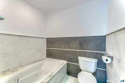 343 Beach Street #APT 202, West Haven, CT 06516 - Photo 23