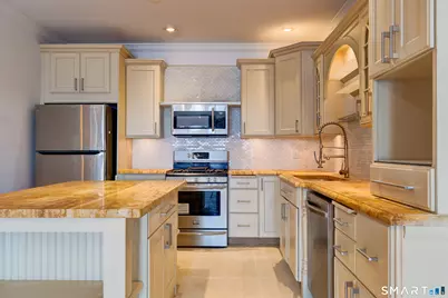 343 Beach Street #APT 202, West Haven, CT 06516 - Photo 15