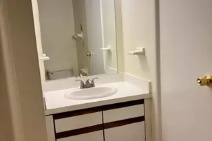 176 Burgundy Hill Ln, Middletown, CT 06457 - Photo 9