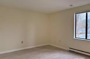 176 Burgundy Hill Ln, Middletown, CT 06457 - Photo 7