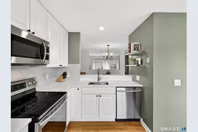 102 Foxbridge Village Road #102, Branford, CT 06405 - Photo 7