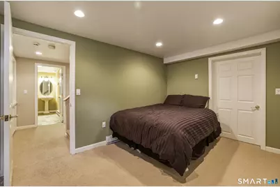 10 Buckingham Lane, West Hartford, CT 06117 - Photo 33