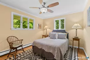 92 Kenmore Rd, Bloomfield, CT 06002 - Photo 17