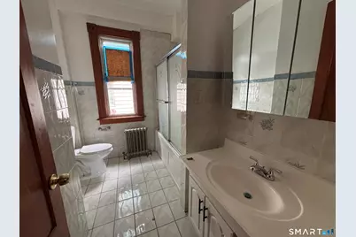 1231 State Street #First Floor, New Haven, CT 06511 - Photo 9