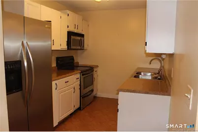 20 Woodsedge Drive #APT 2B, Newington, CT 06111 - Photo 7