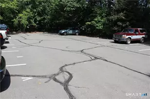 20 Woodsedge Dr, Newington, CT 06111 - Photo 27