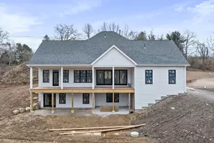 2 Pickett Rd, Roxbury, CT 06783 - Photo 33