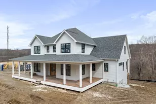 2 Pickett Rd, Roxbury, CT 06783 - Photo 31